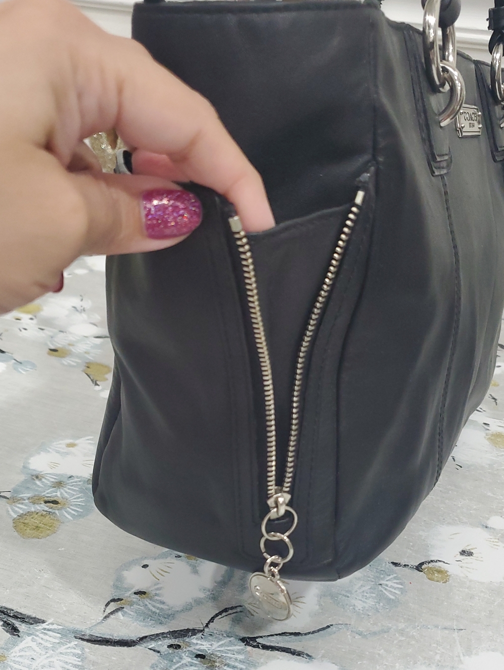 Coach Gallery East West Black Leather Tote - Picture 7 of 16